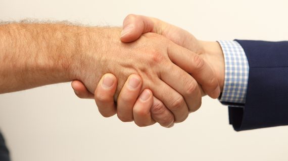 Top 5 Important Things to Consider When Making a Pitch Deck